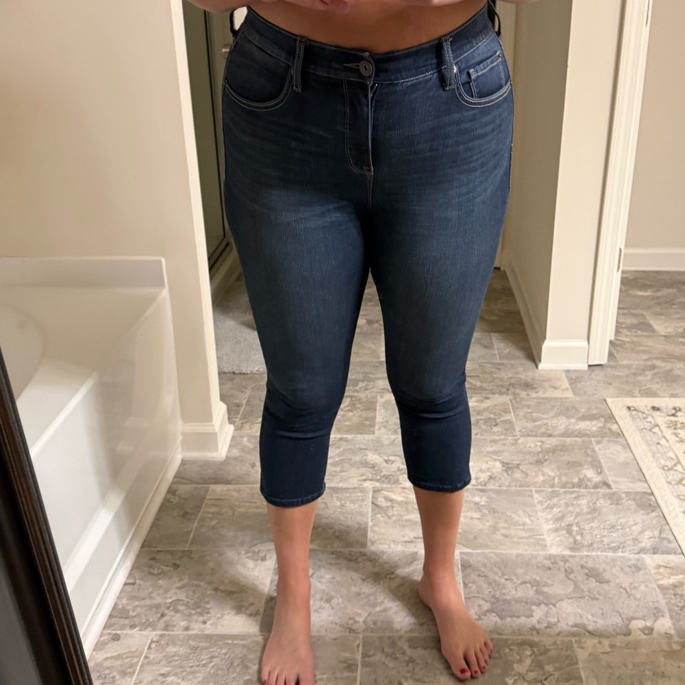 Torrid Sky High Skinny Cropped Jeans